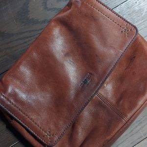 Leather shoulder bag